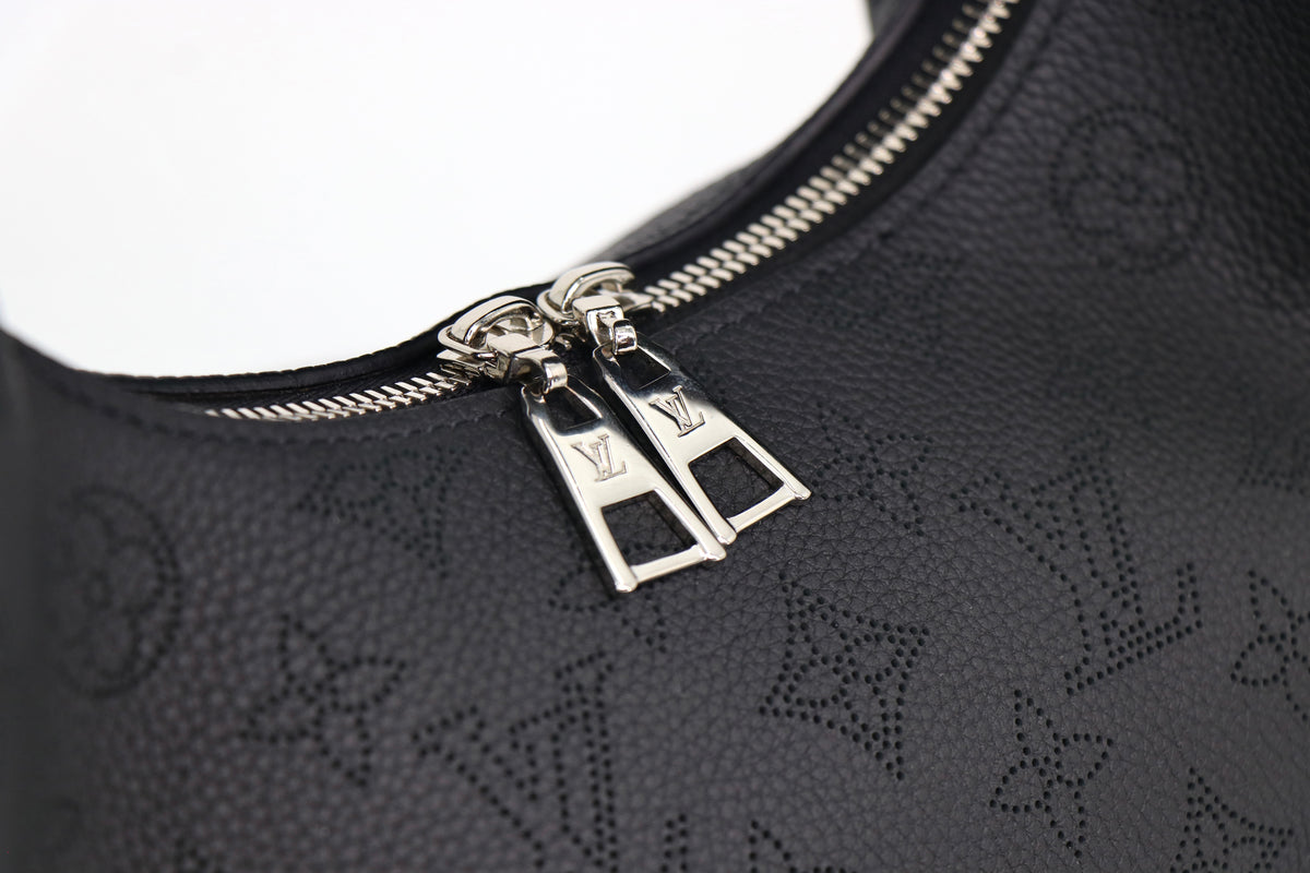 LOUIS VUITTON Mahina Why Knot PM Bag in Black 2022