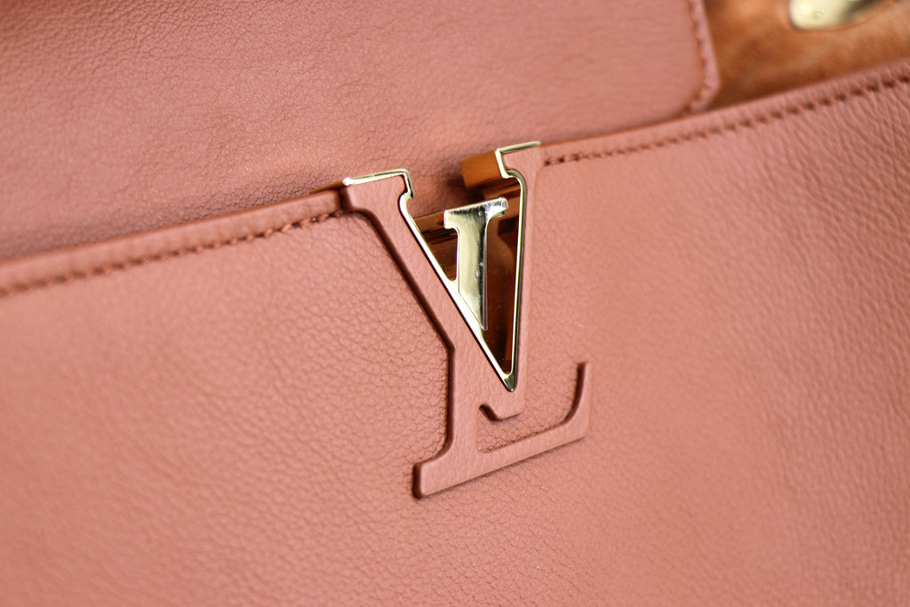 LOUIS VUITTON Capucines GM Souple Handbag in Cognac