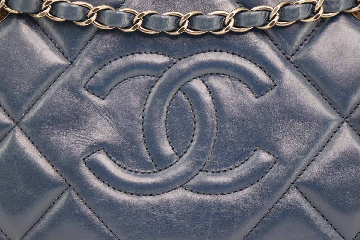 CHANEL Ballerine Camera Case Bag, Quilted Calfskin in Navy & Black 2015-2016