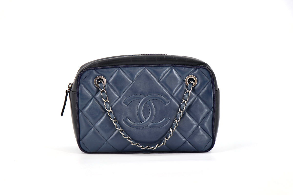 CHANEL Ballerine Camera Case Bag, Quilted Calfskin in Navy & Black 2015-2016