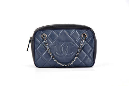 CHANEL Ballerine Camera Case Bag, Quilted Calfskin in Navy & Black 2015-2016