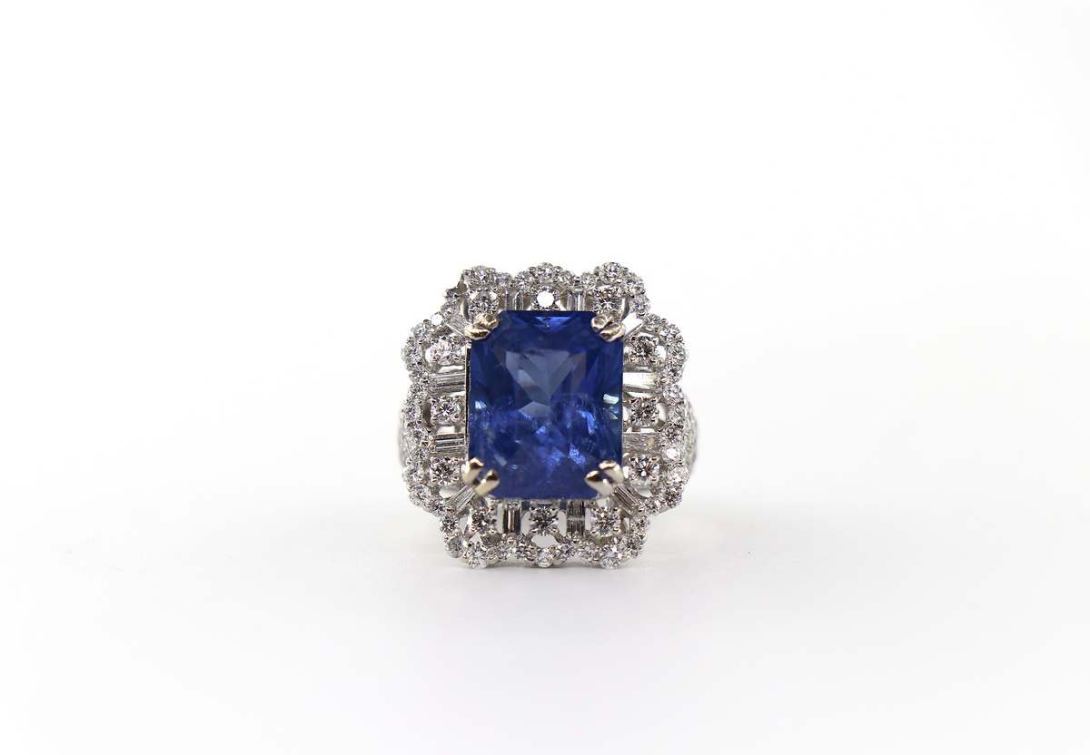 Sapphire Emerald Cut Ring 18K White Gold, Sapphire & Diamonds, Size 7/ EU54.5