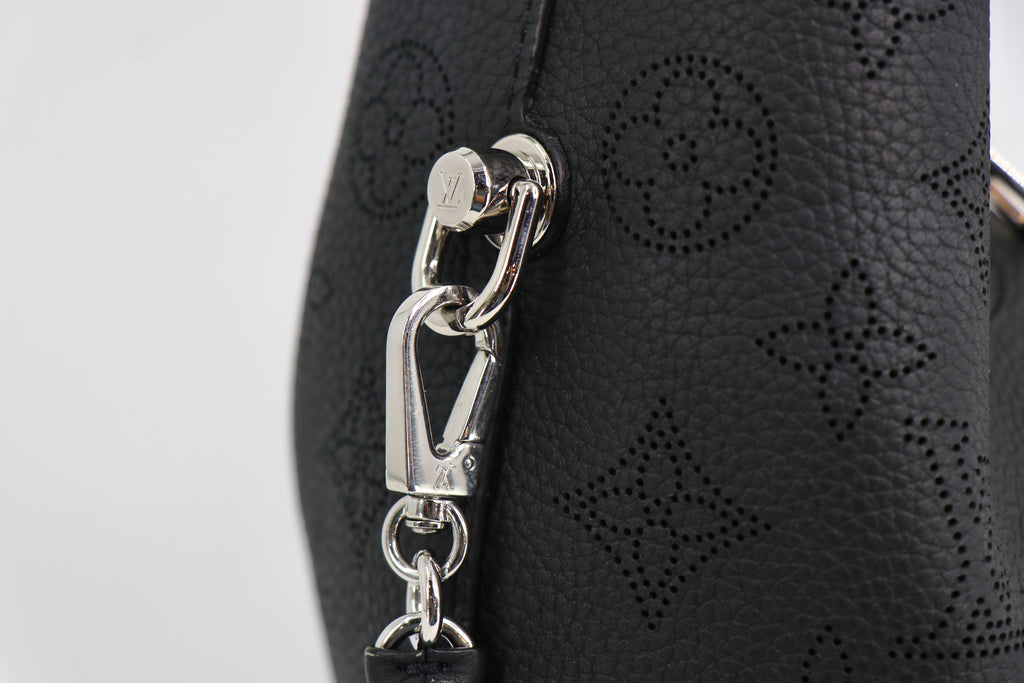 LOUIS VUITTON Mahina Why Knot PM Bag in Black 2022