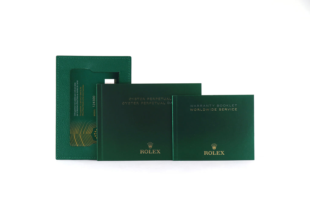 ROLEX Oyster Perpetual 124300 41mm Oystersteel, Black Dial, Full Set