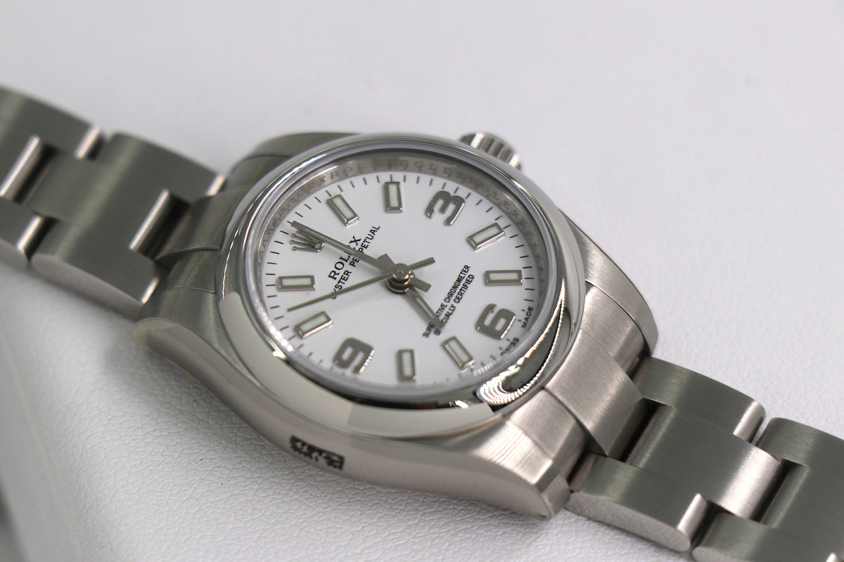 ROLEX Oyster Perpetual 176200 26mm Oystersteel, White Dial, Full Set