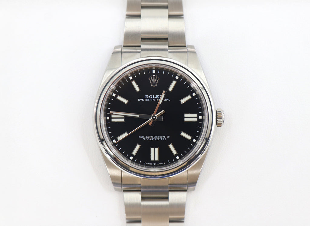 ROLEX Oyster Perpetual 124300 41mm Oystersteel, Black Dial, Full Set